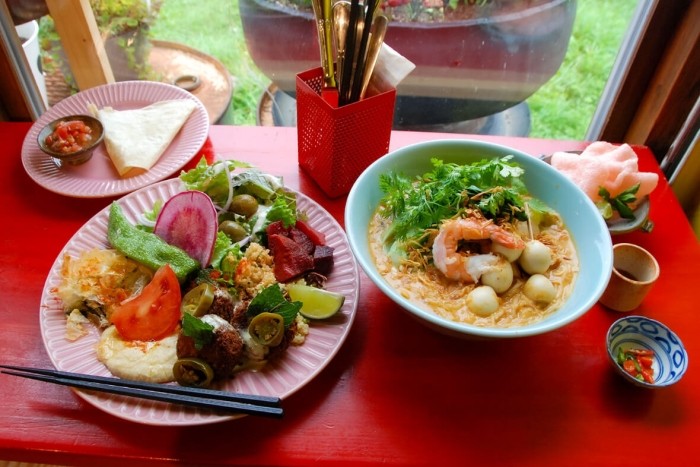 U-15ジュニアアイドル スリガラスコラ 道産子料理人が描くおいしい「世界地図」。 多国籍料理Kiko図【喜茂別】 | 特集記事 | ch | 北海道洞爺湖周辺の情報共有サイト「むしゃなび」